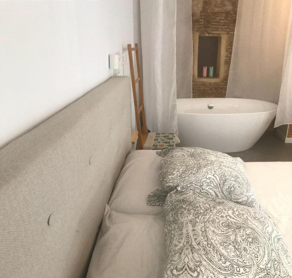 Suite Independiente De 45 M2 Con Banera En Pleno Casco Viejo ألتيا المظهر الخارجي الصورة