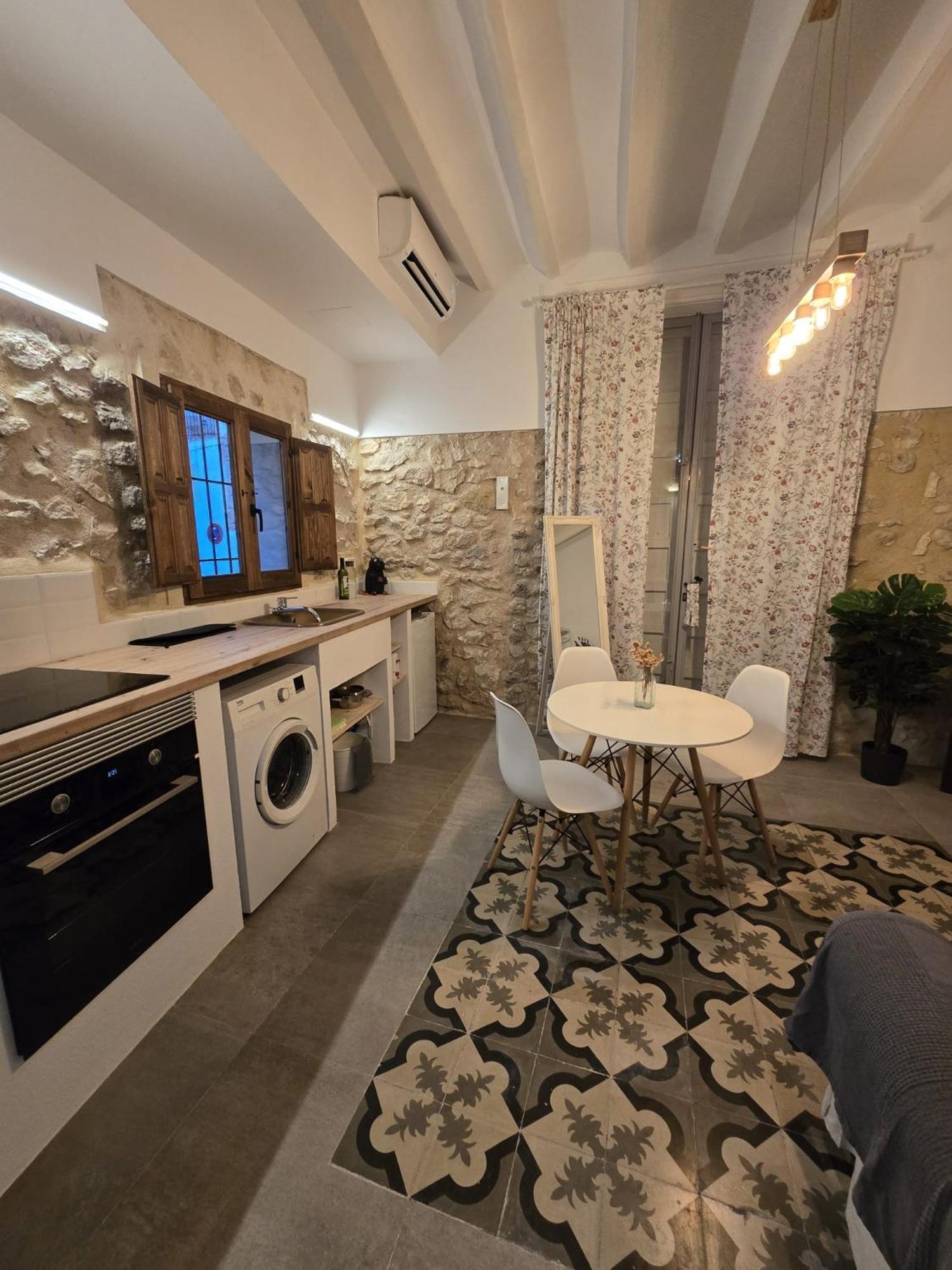 Suite Independiente De 45 M2 Con Banera En Pleno Casco Viejo ألتيا المظهر الخارجي الصورة