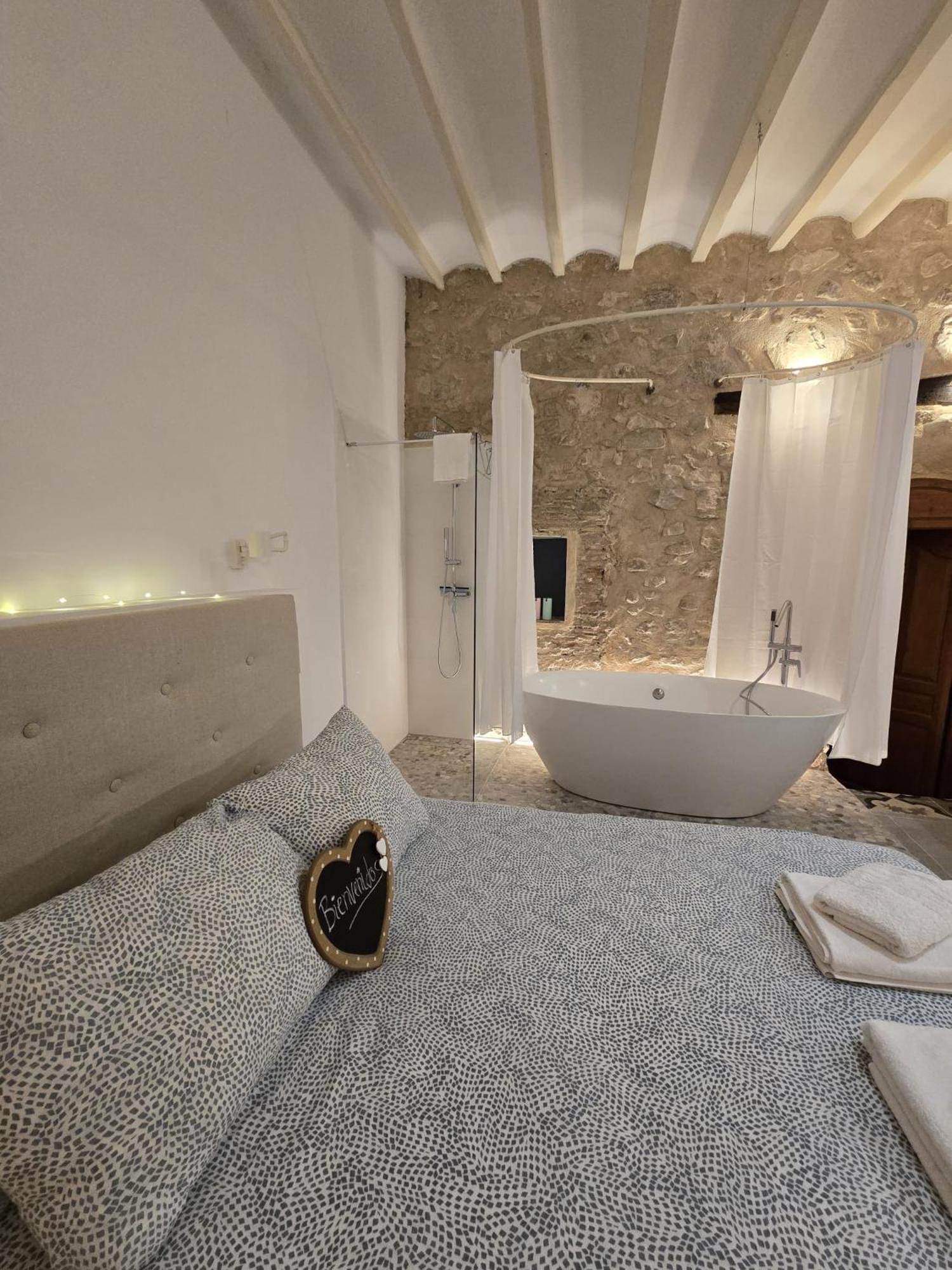 Suite Independiente De 45 M2 Con Banera En Pleno Casco Viejo ألتيا المظهر الخارجي الصورة