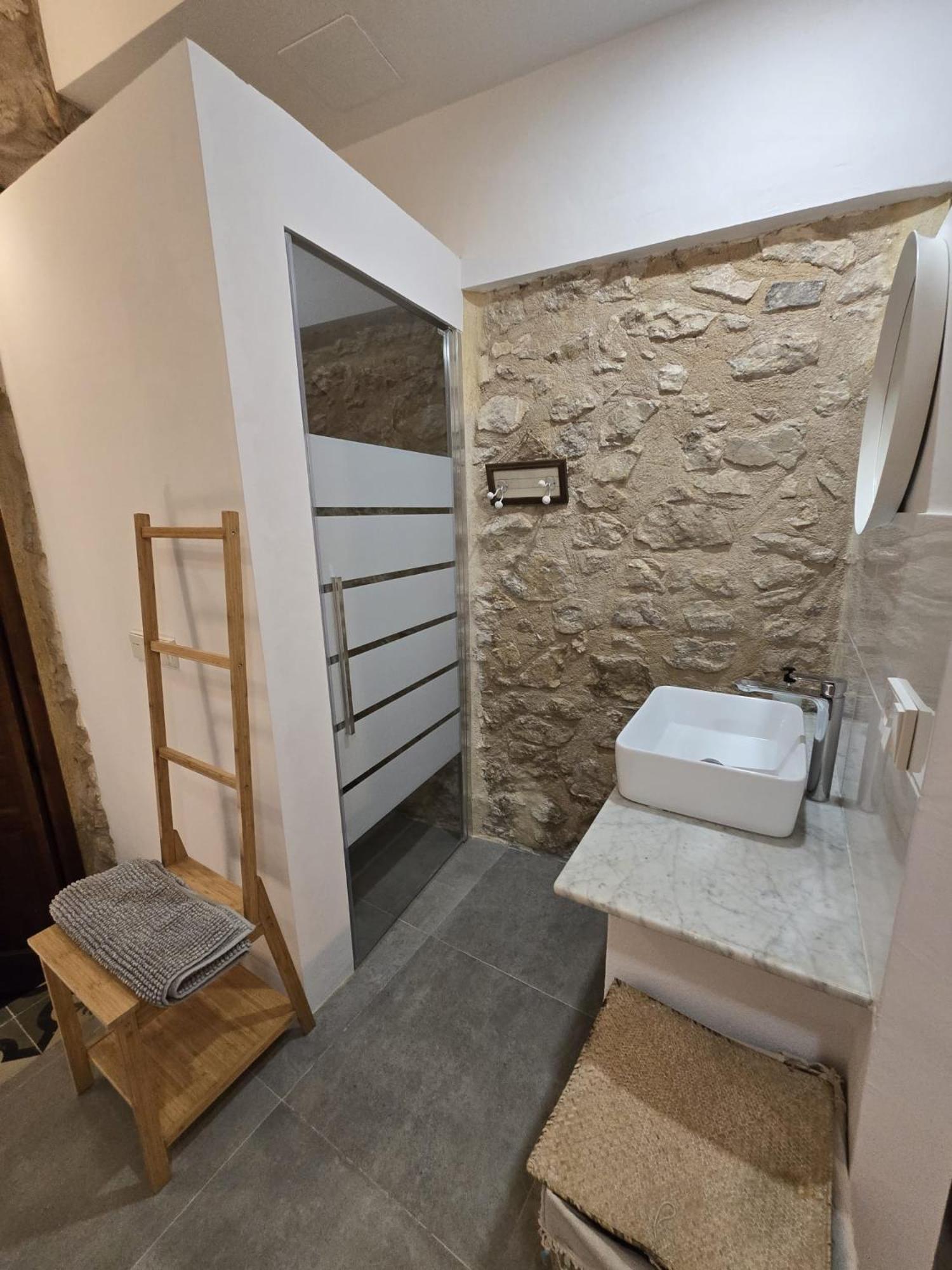 Suite Independiente De 45 M2 Con Banera En Pleno Casco Viejo ألتيا المظهر الخارجي الصورة